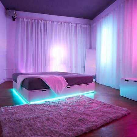 Huge Apartment With Home Cinema And Kitchen In Friedrichshain 베를린 외부 사진