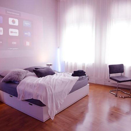 Huge Apartment With Home Cinema And Kitchen In Friedrichshain 베를린 외부 사진